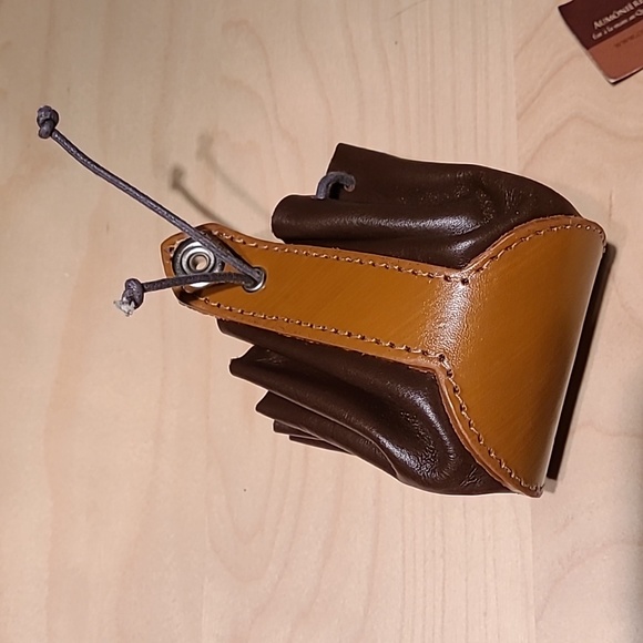 NWOT Diagonal leather pouch - Picture 2 of 4